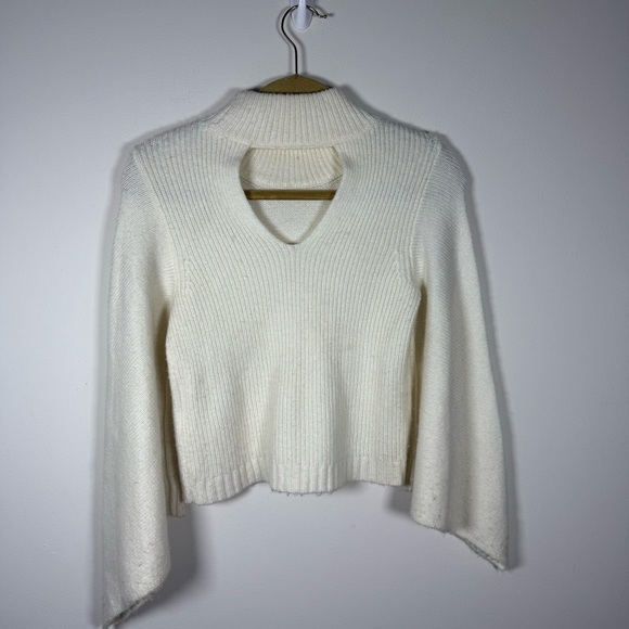 Moth Marina White Bell Sleeve Wool Blend Sweater Size Small - Picture 10 of 10